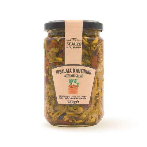 Vaso frontale da 280 grammi di Insalata d'Autunno Scalzo Calabria, un mix di verdure fresche autunnali conservate in olio extra vergine d'oliva